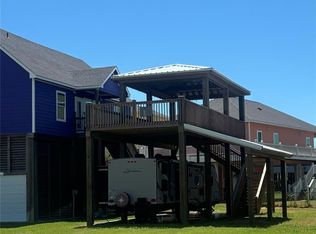 1832 Croaker Ln, Pt Bolivar, TX 77650