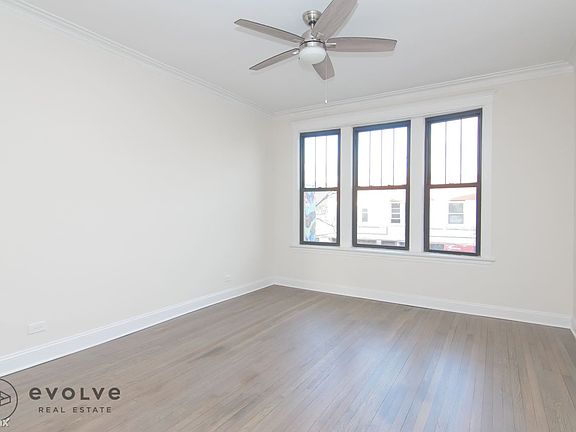 4th image of 2894 N Milwaukee Ave