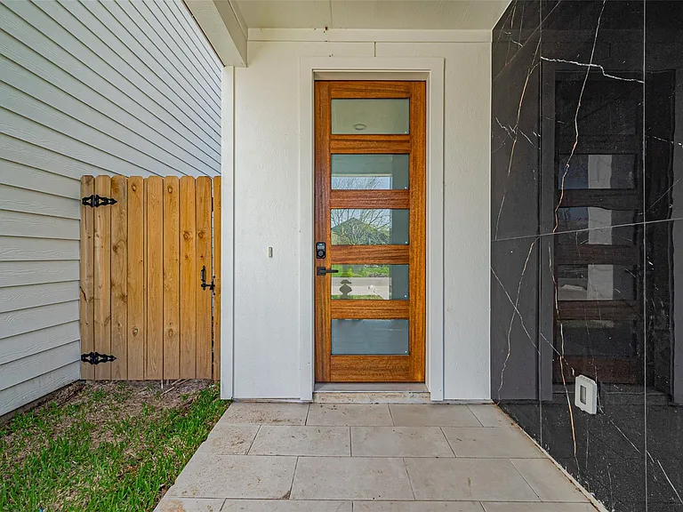 4207 Ward St — Photo 20