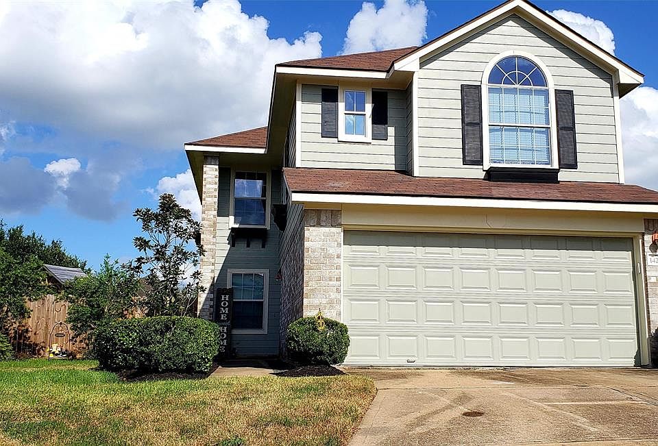 1st image of 14211 Bishop Bend Ln