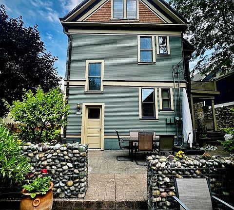 2nd image of 2023 N Palmer St #2025