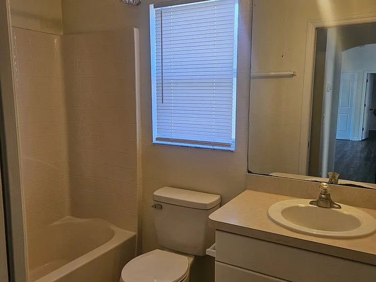 4138 Azora St — Photo 32