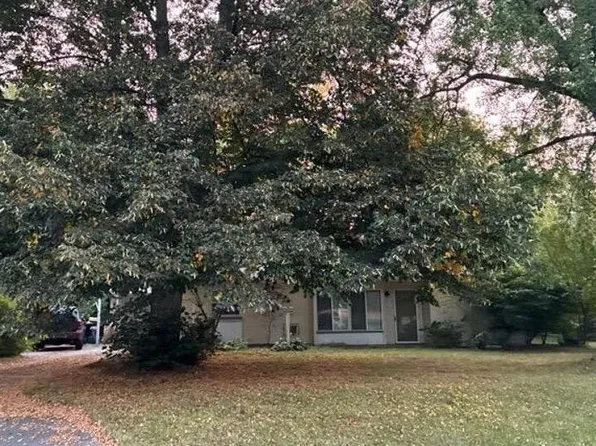 316 Rowe Ct, Midland, MI 48640