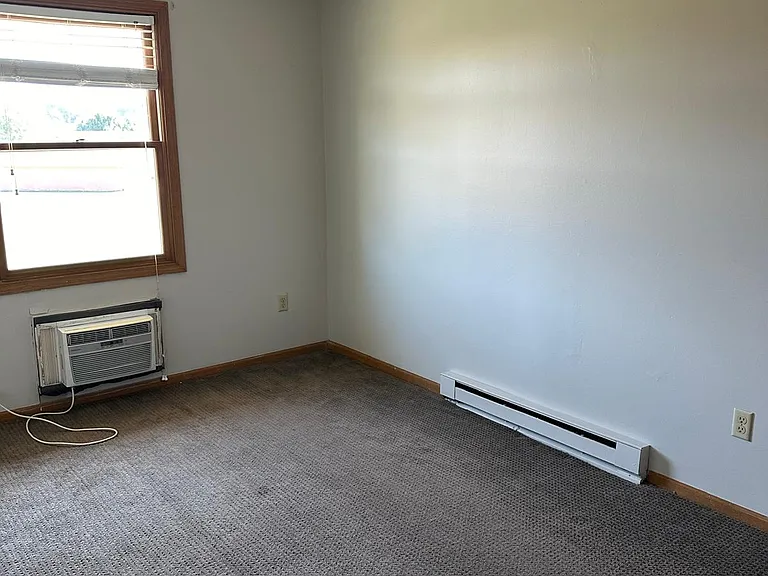 1510 Hawk Cir #A — Photo 9