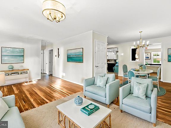 5th image of 1806 Roland Ave