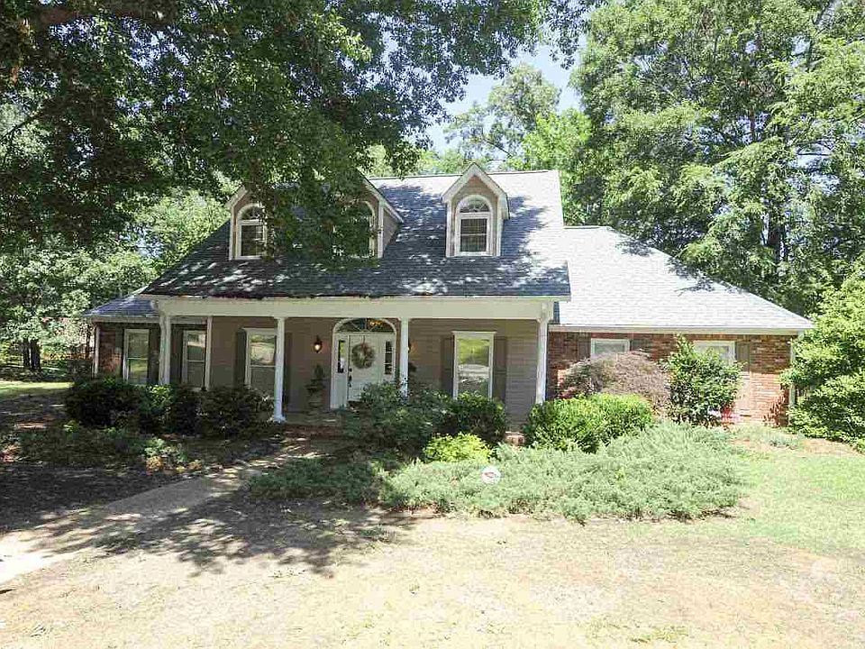 1st image of 99 Moss Woods Dr