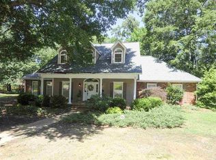 99 Moss Woods Dr, Madison, MS 39110