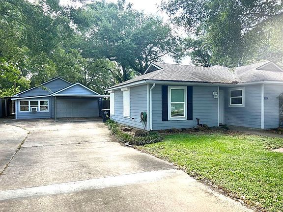 2nd image of 2222 Avenue A