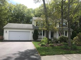 22 Woodmist Cir, Coventry, RI 02816