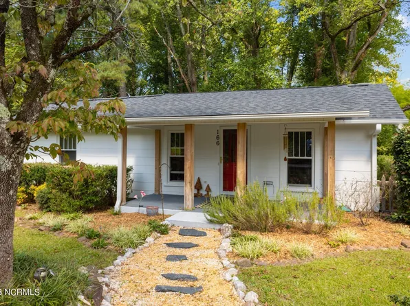 166 N Connecticut Avenue, Southern Pines, NC 28387
