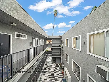 229 S. Normandie Ave. — Photo 34