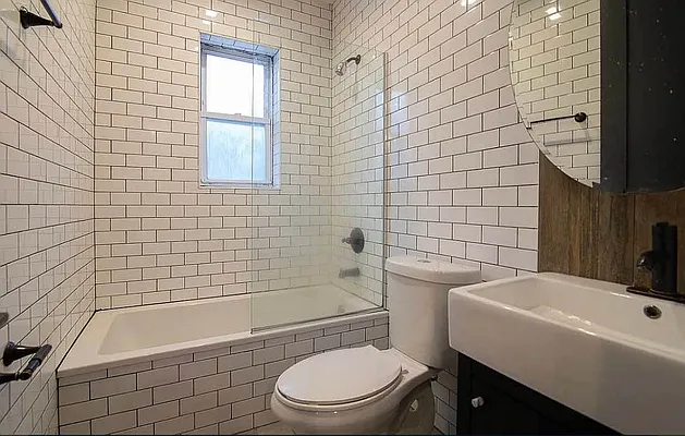 Rented by Skyhigh Realty NYC LLC | media 17