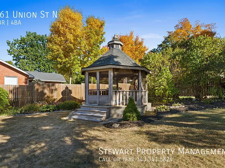 161 Union St N — Photo 45