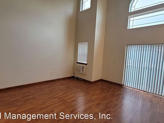 5th image of 123 NE 172nd Ave #201