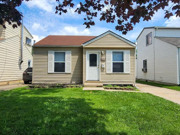 2332 Bloomfield St, Melvindale, MI 48122