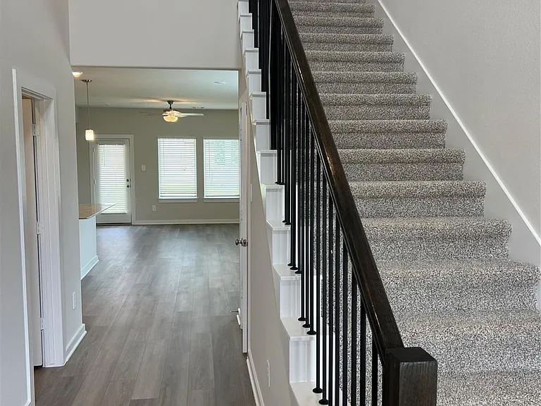 1722 Cayden Oak Ln — Photo 8