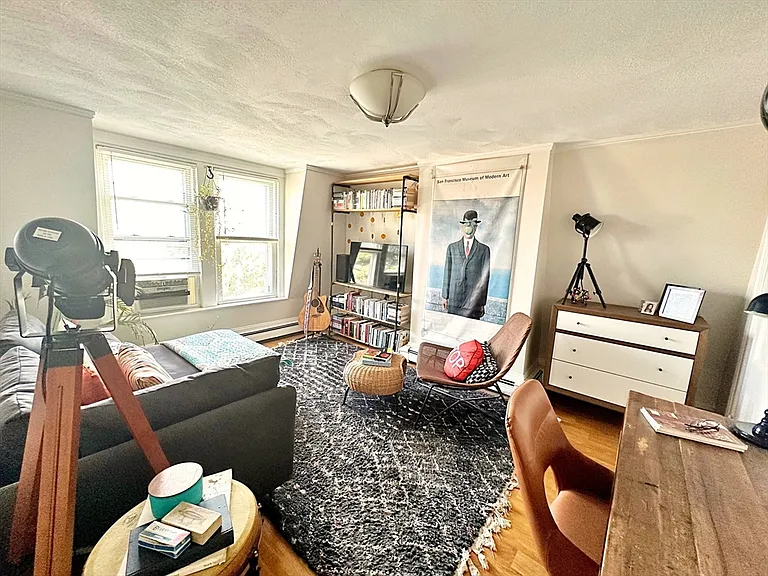 242 Princeton St #3 — Photo 2