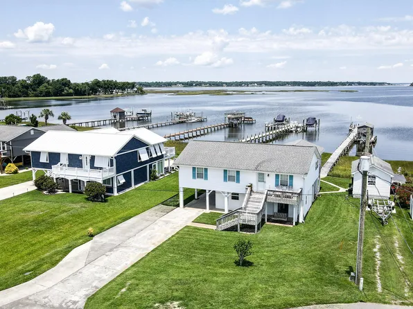 125 Dolphin Bay Estates, Cedar Point, NC 28584