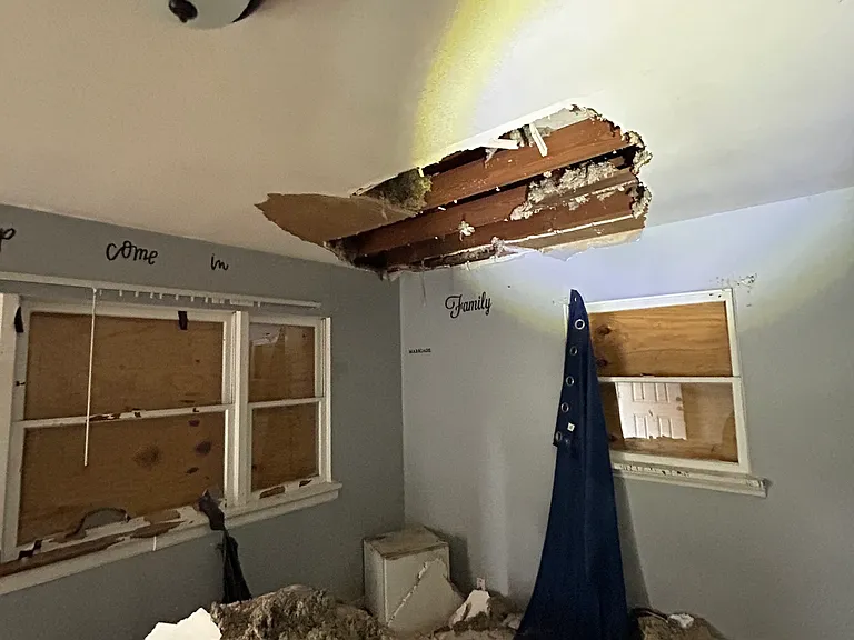 1320 Williams St — Photo 9