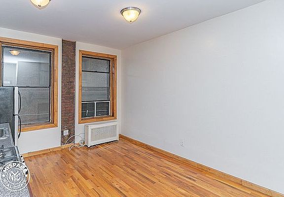 3rd image of 170 New York Ave #7C