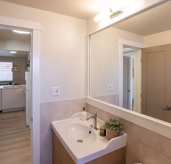 1335 N Gaylord St #103 — Photo 26