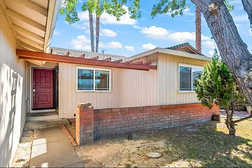 335 Spode Way Photo 1