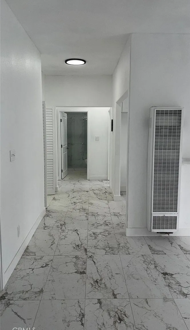 5 bed, 1170 sqft, $3,800 — Photo 3