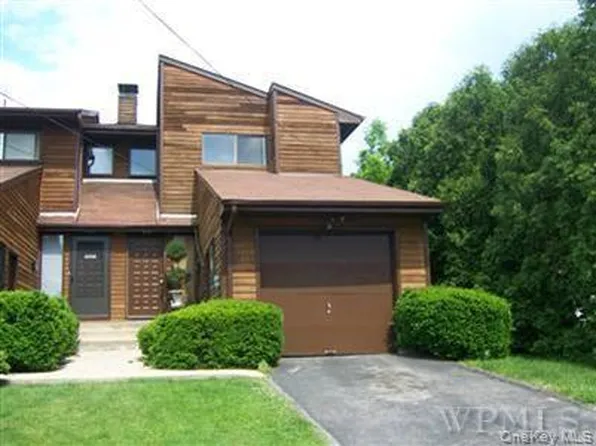 33 Roanoke Avenue, Rye Brook, NY 10573