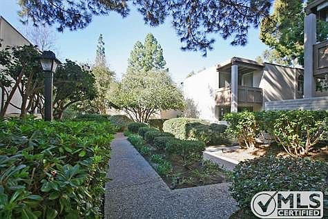3rd image of 4829 Collwood Blvd Unit B