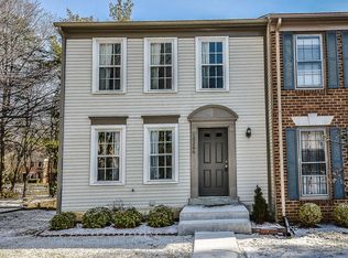 10266 Latney Rd, Fairfax, VA 22032