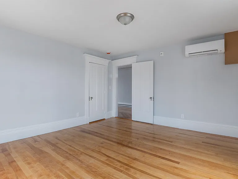 109 Pleasant St #203 — Photo 13