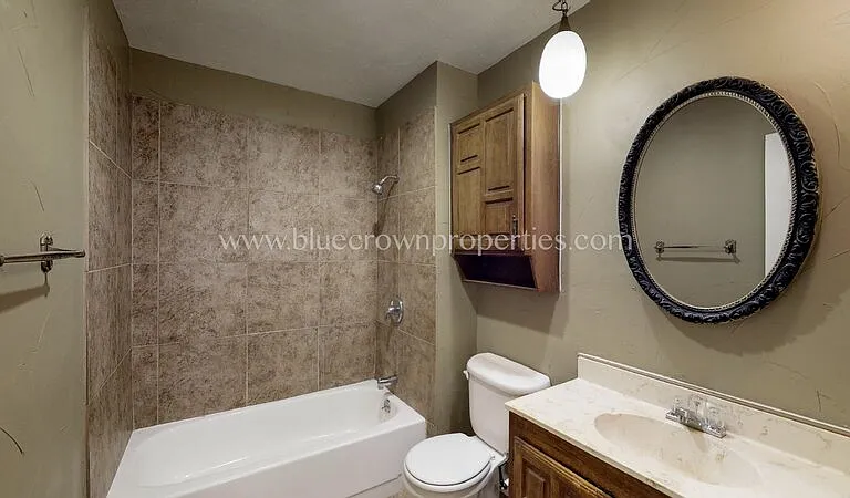 10239 Catalpa Rd — Photo 31