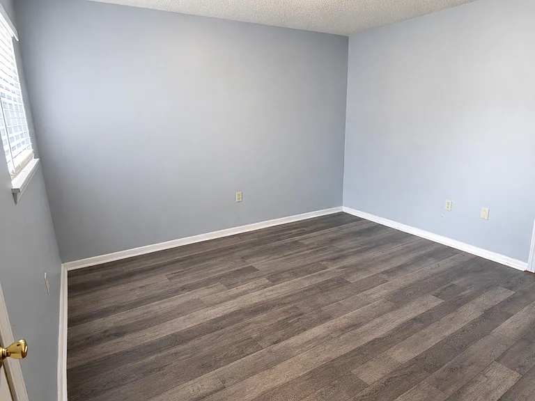 3942 West Brookstown Drive — Photo 2