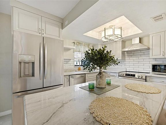 4th image of 16001 Amberwood Lake CT #1