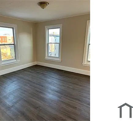 3 bed, $2,050 — Photo 2