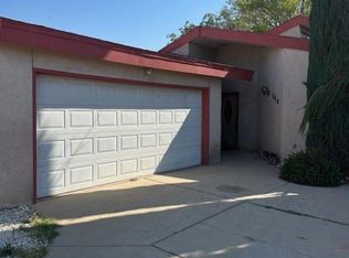 802 Colonial Ct, Carlsbad, NM 88220