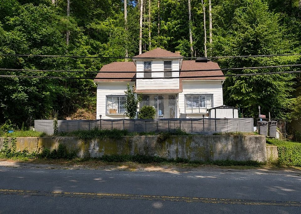 1st image of 291 S Main St