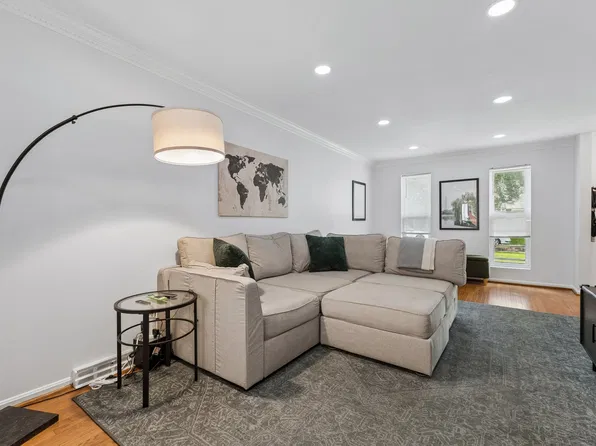 6450 Gildar St, Alexandria, VA 22310