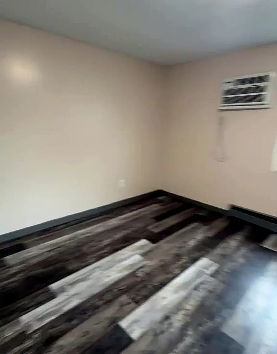 2 bed, 850 sqft, $2,100 — Photo 3