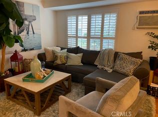 22030 Calvert St APT 6, Woodland Hills, CA 91367