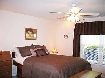 3rd image of 75 Campbell Dr