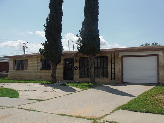 3rd image of 10097 Oakwood Dr