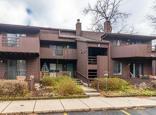 215 E Jolly Rd APT G7, Lansing, MI 48910