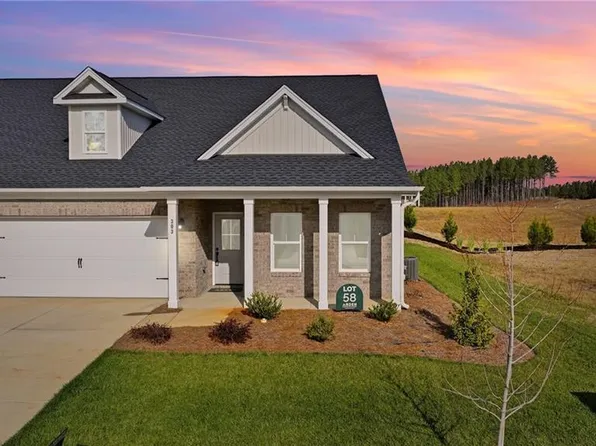 303 Beeson Ct, Clemmons, NC 27012