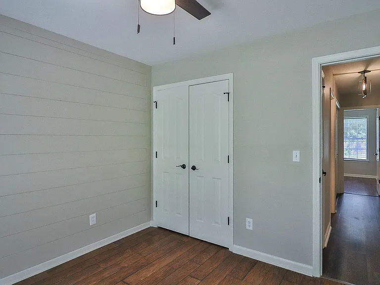 1914 Sandbrook Dr — Photo 28