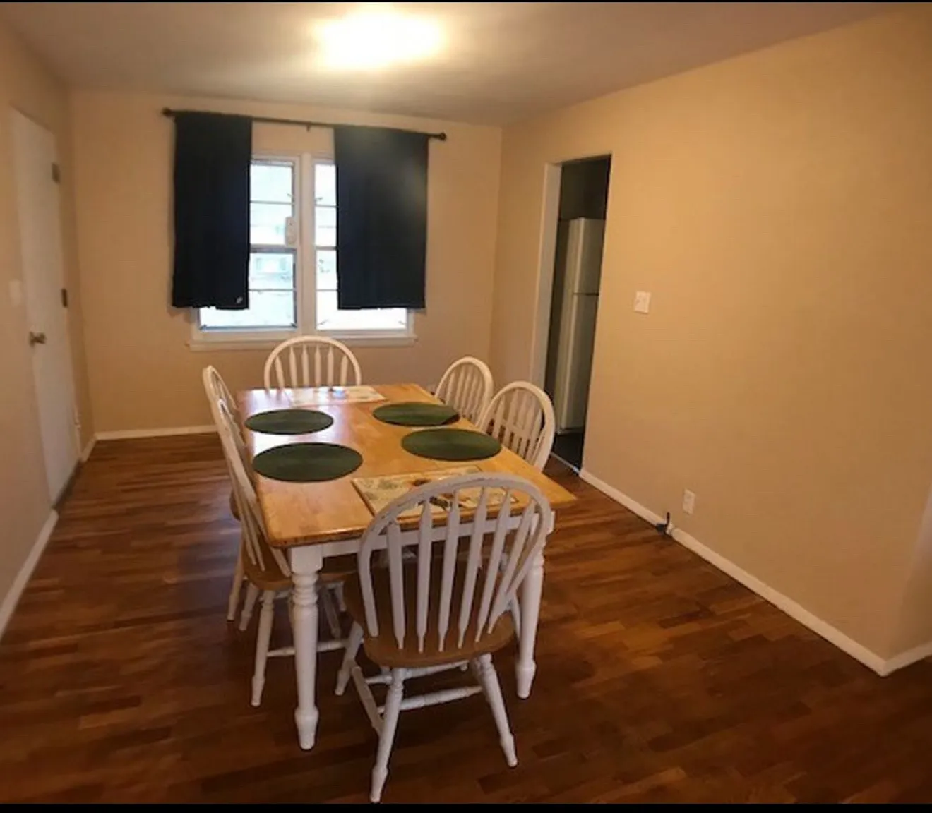 3 bed, 1200 sqft, $2,200 — Photo 4