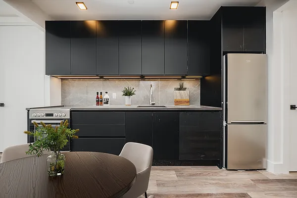 Rented by Nooklyn NYC LLC | media 39