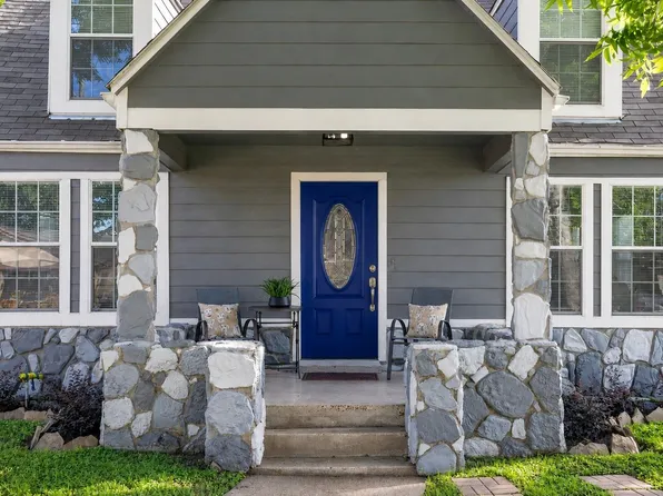 5737 Dorbrandt St, Houston, TX 77023
