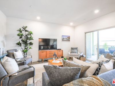 2980 Ripple Pl APT 205, Los Angeles, CA, 90039