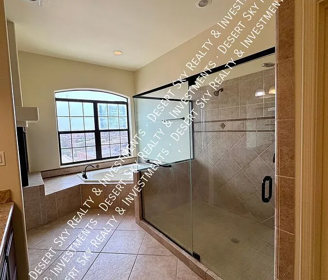 4334 Capistrano Ave — Photo 32